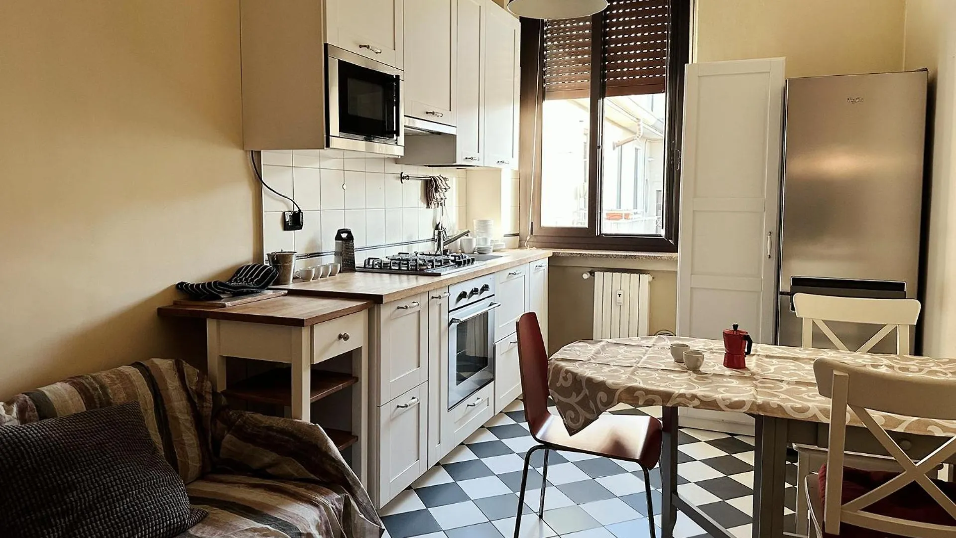 Ampere Milan Apartment